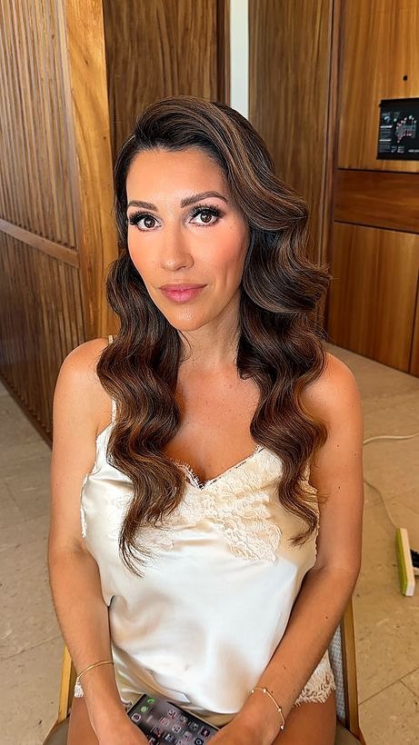Bridal makeup by Espinoza Beauty in Los Cabos