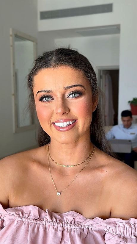 Bridal makeup by Espinoza Beauty in Los Cabos