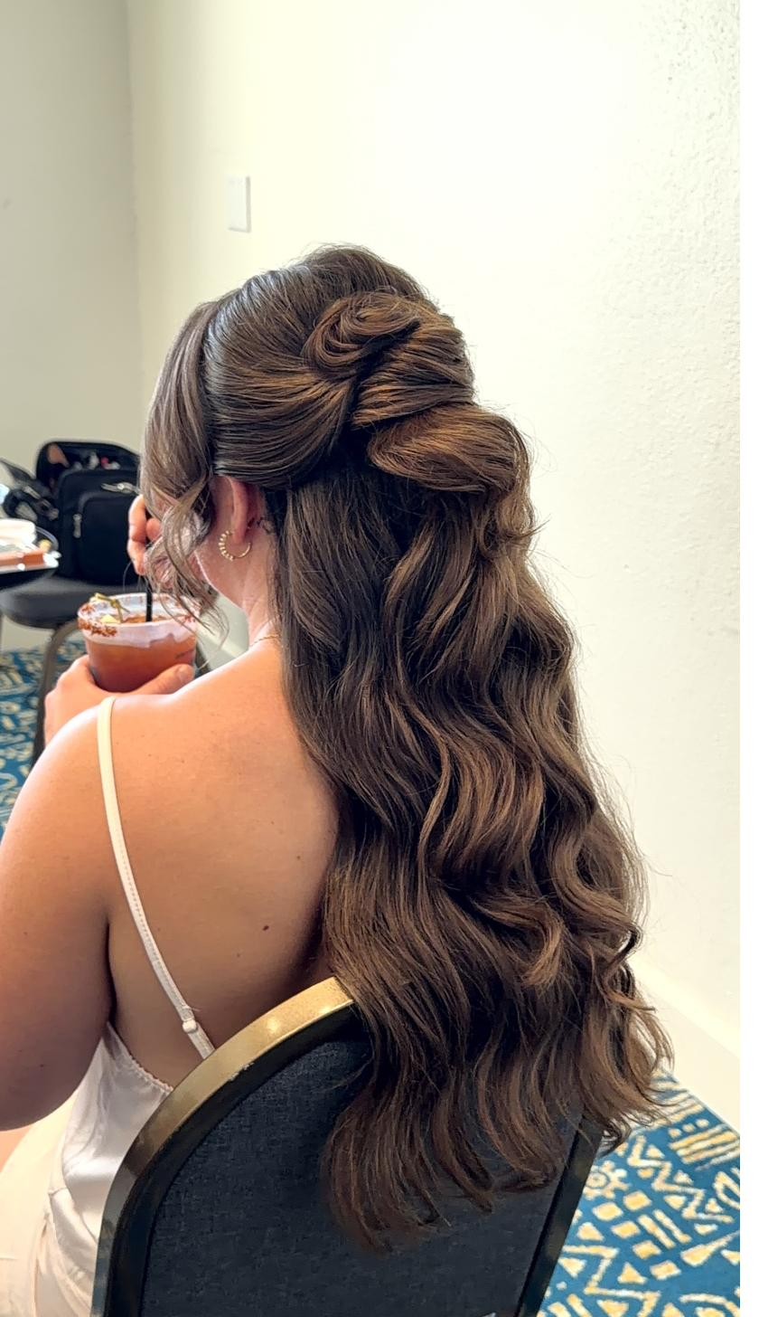 Bridal hairstyle by Espinoza Beauty in Los Cabos
