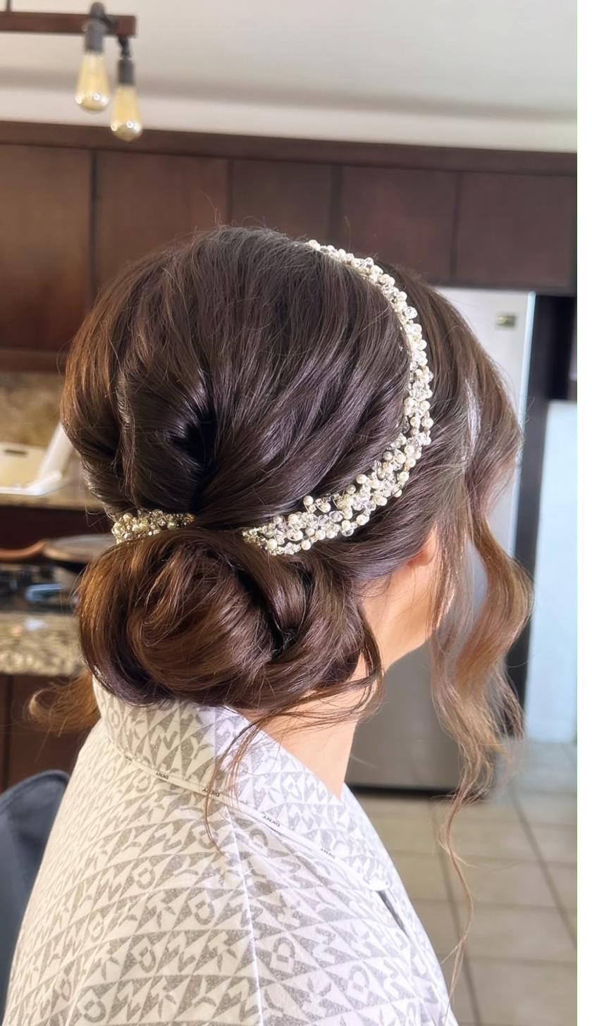 Bridal hairstyle by Espinoza Beauty in Los Cabos