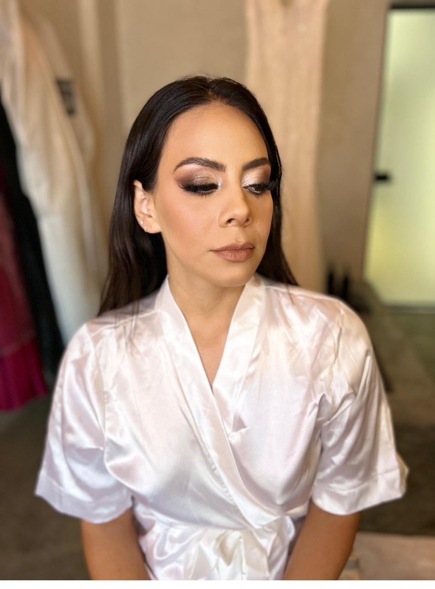Bridal makeup by Espinoza Beauty in Los Cabos