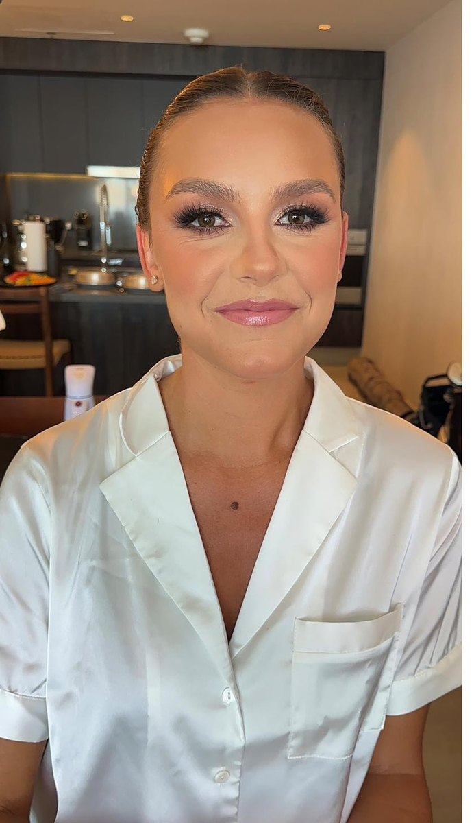 Bridal makeup by Espinoza Beauty in Los Cabos
